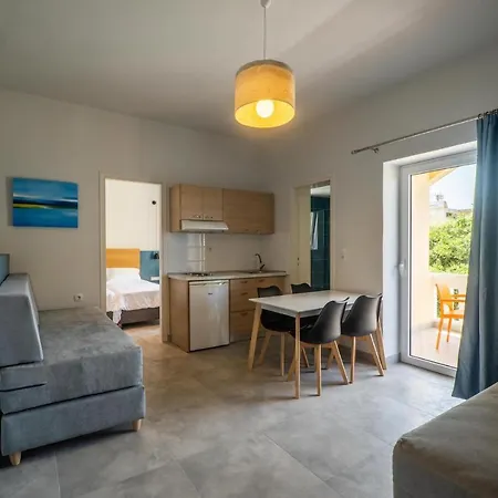 Alexia Beach 3*